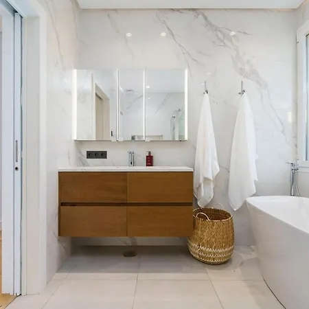 ヴィラ Nueva Andalucia Ref #107 *