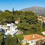 Nueva Andalucia Ref #107 Villa *