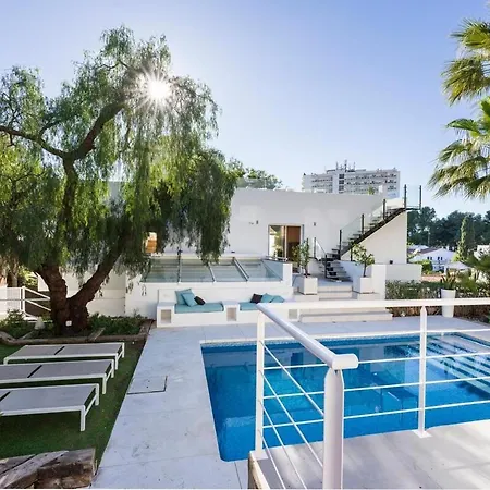 Villa Nueva Andalucía Ref #107