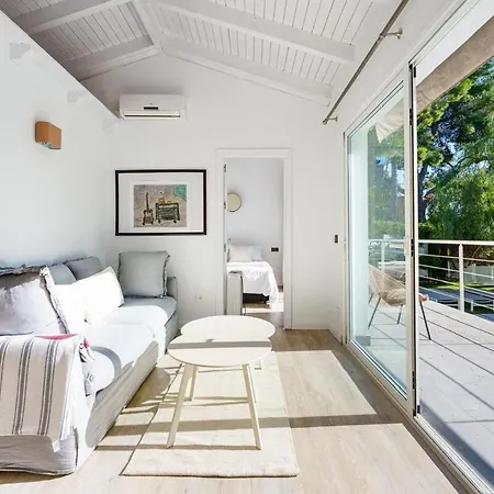 Villa Nueva Andalucia Ref #107