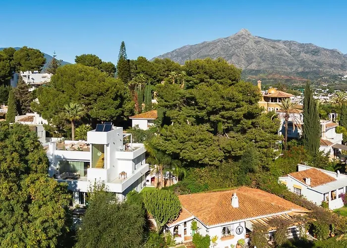 Nueva Andalucía Ref #107 Villa *