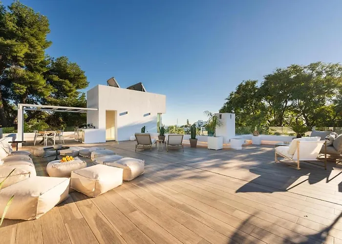 Nueva Andalucia Ref #107 *