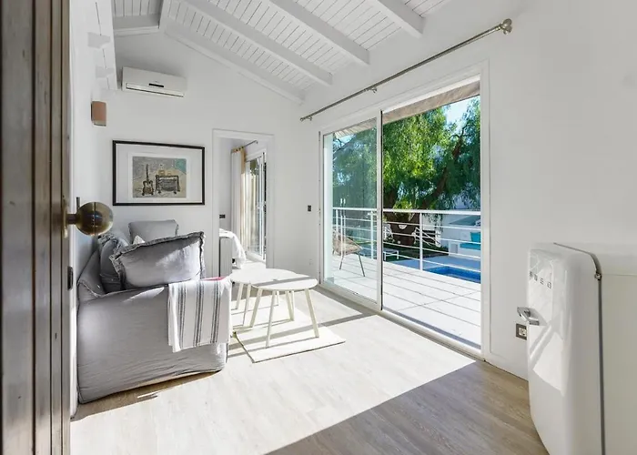 Nueva Andalucia Ref #107 Villa *